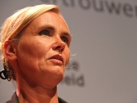 Liesbeth Homans